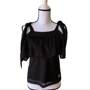 Puma Xtreme off shoulder tee - Sz XS